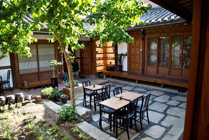 1.  Gyeonggi & Seoul